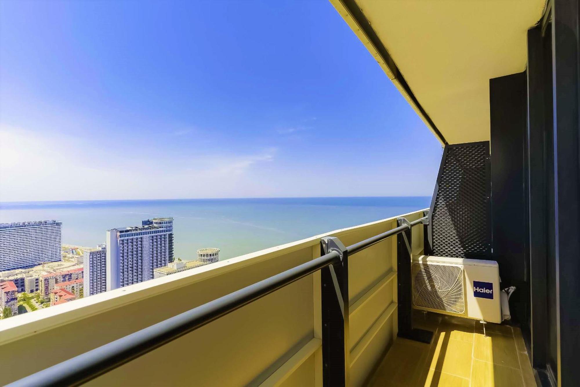 Luxury Beach Front Hotel Batumi Luaran gambar