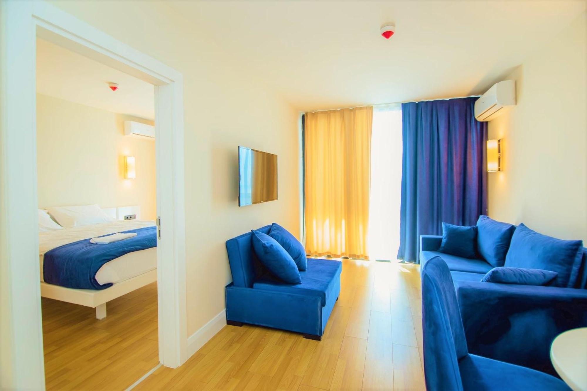 Luxury Beach Front Hotel Batumi Luaran gambar