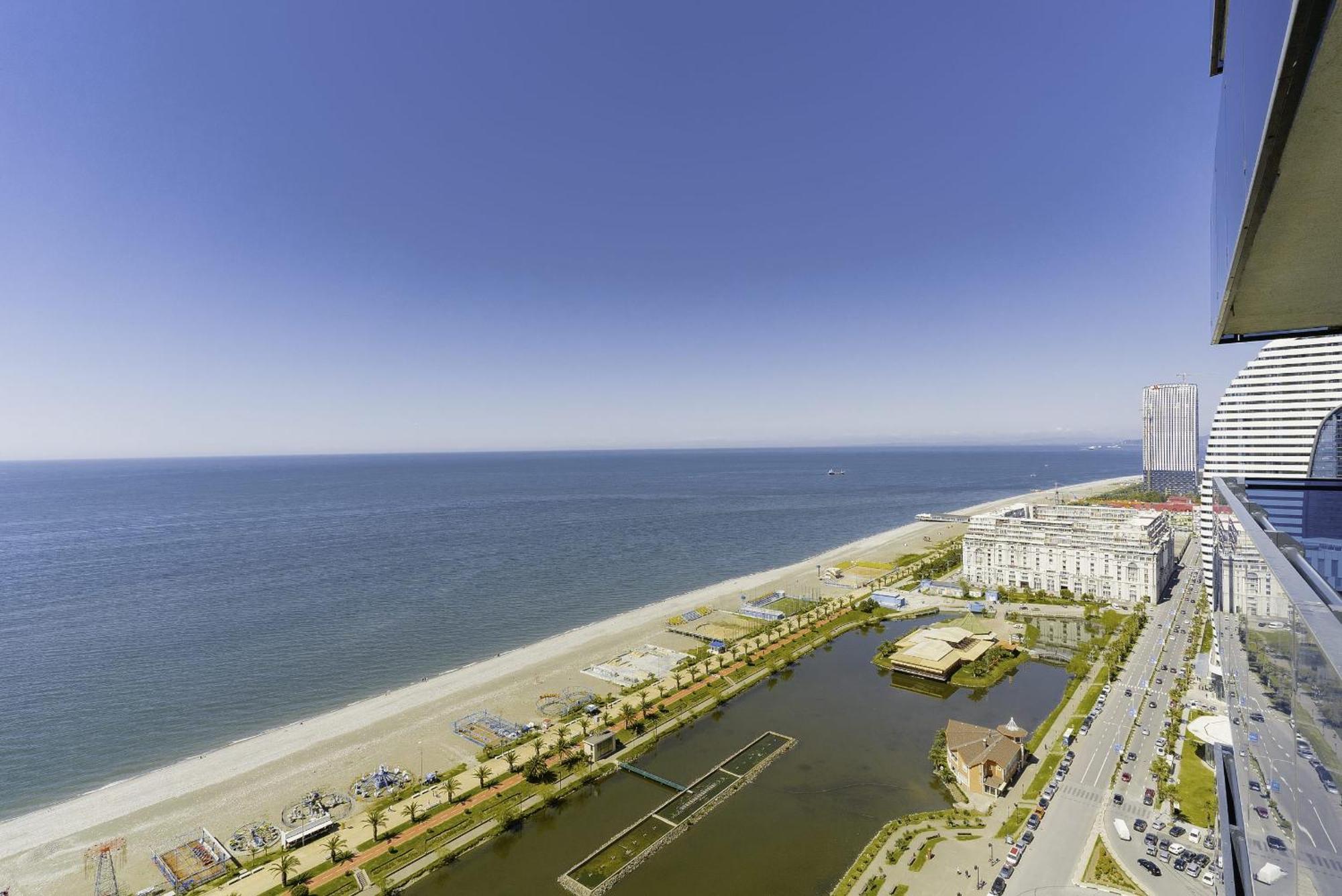 Luxury Beach Front Hotel Batumi Luaran gambar