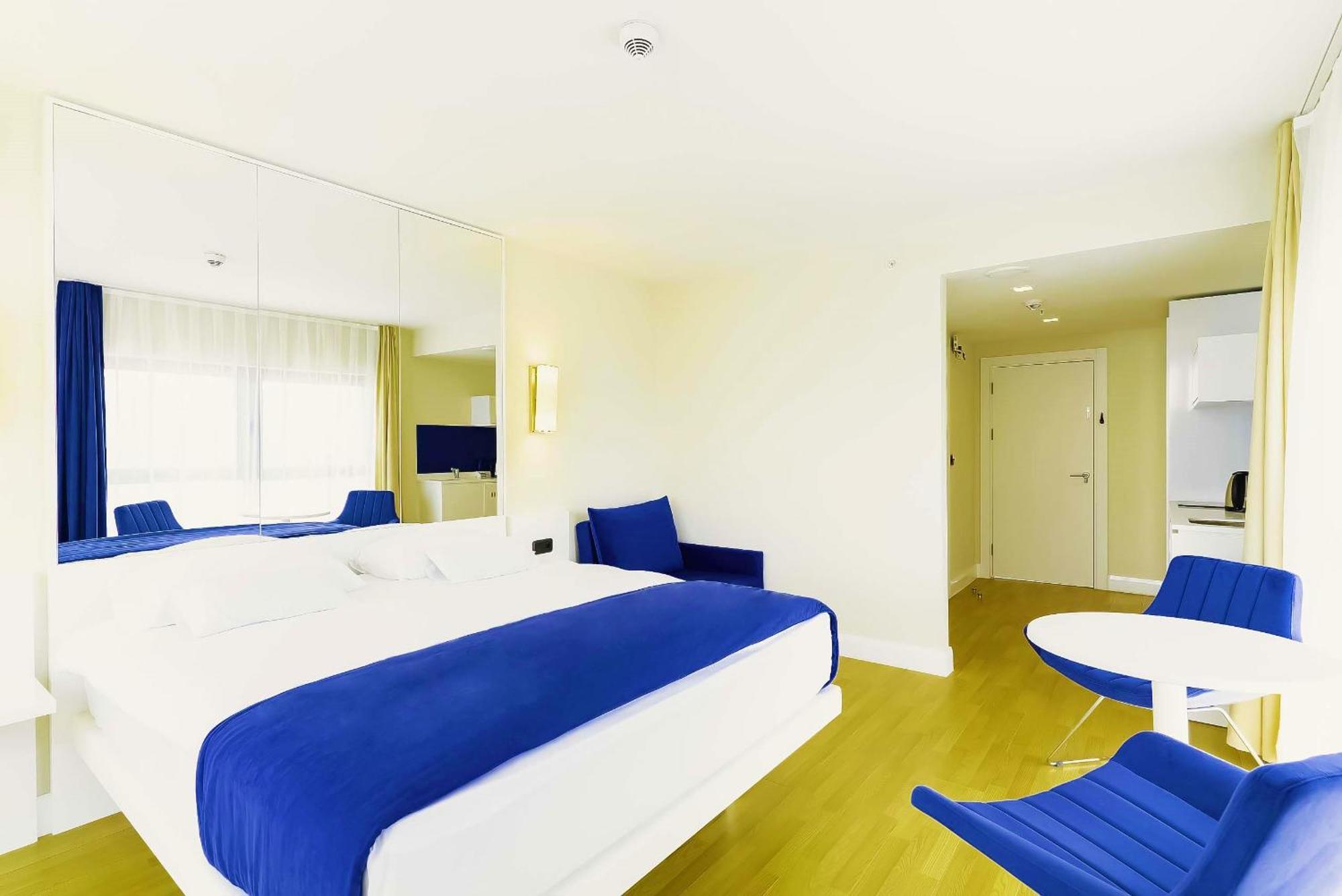 Luxury Beach Front Hotel Batumi Luaran gambar