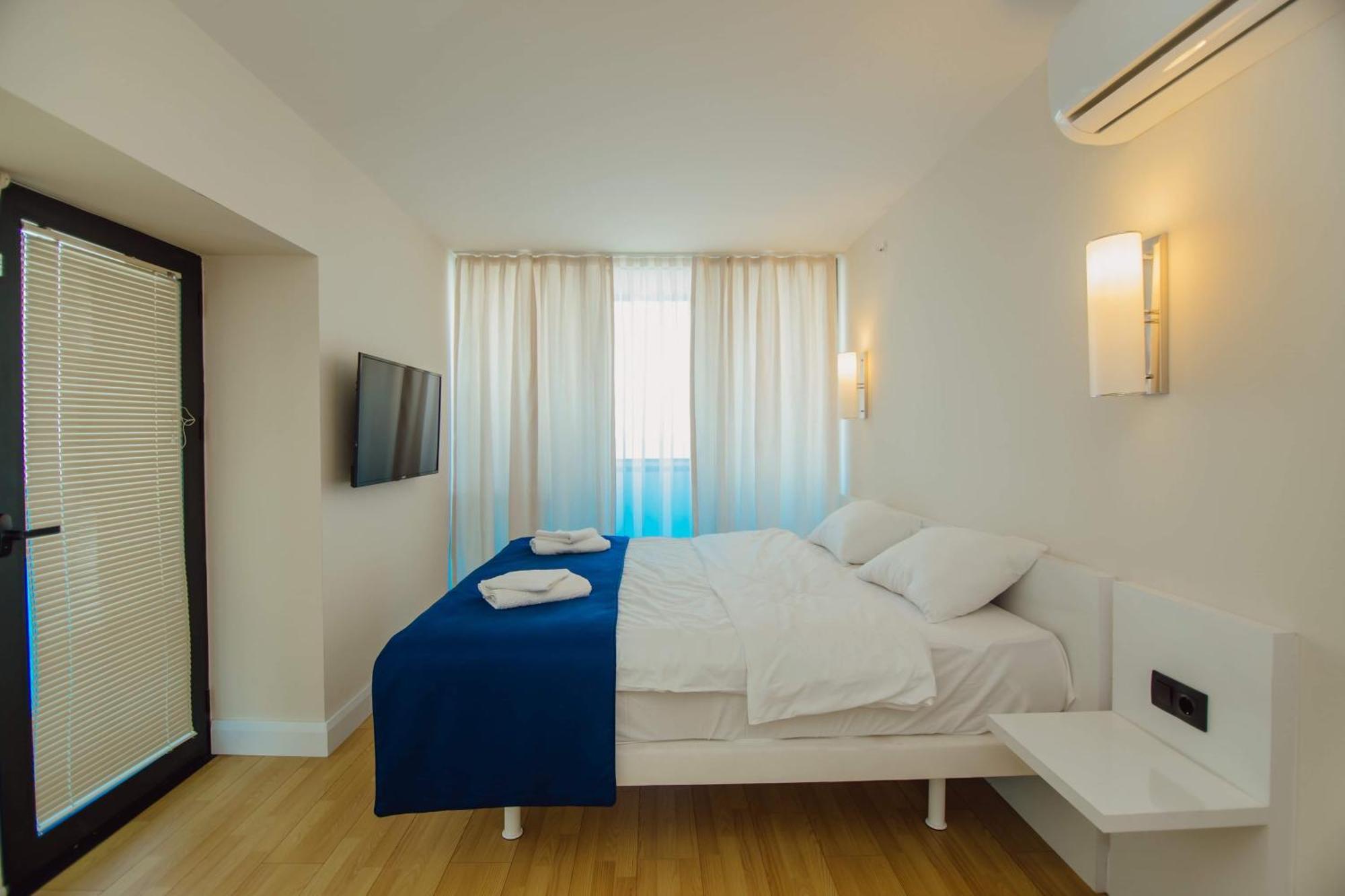Luxury Beach Front Hotel Batumi Luaran gambar