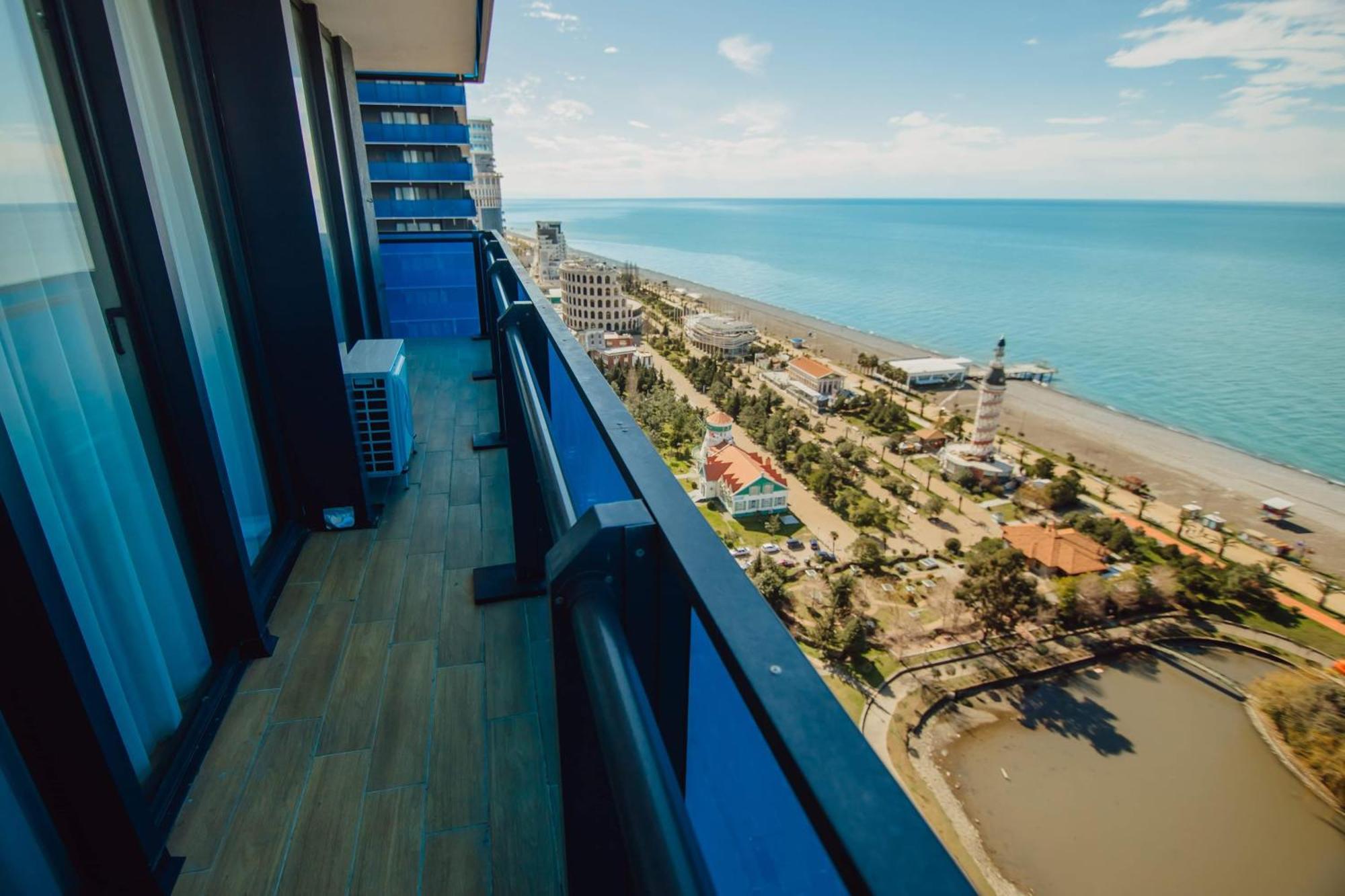 Luxury Beach Front Hotel Batumi Luaran gambar