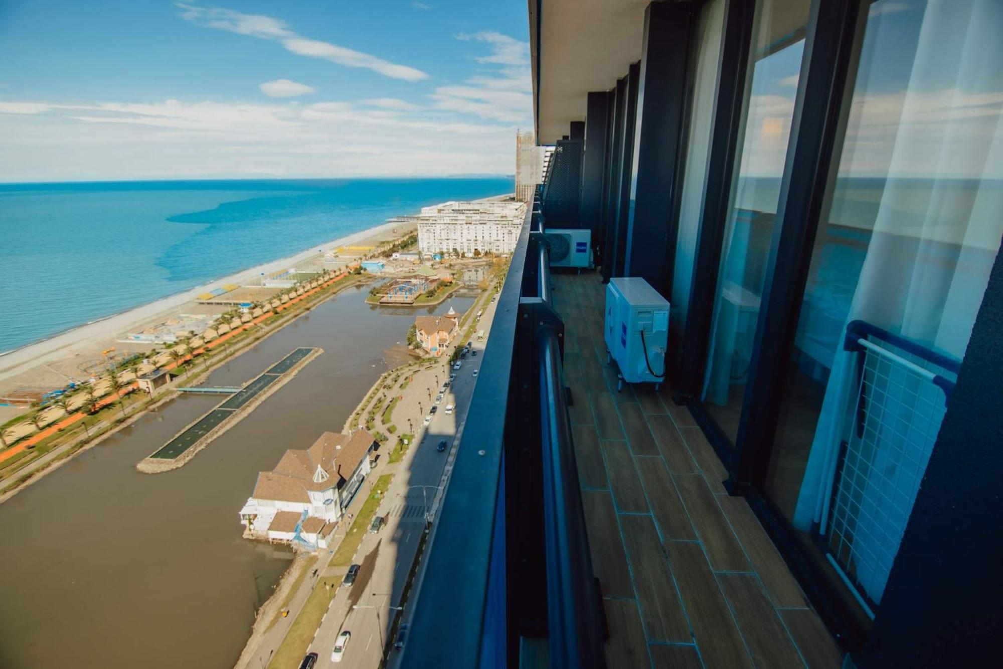 Luxury Beach Front Hotel Batumi Luaran gambar