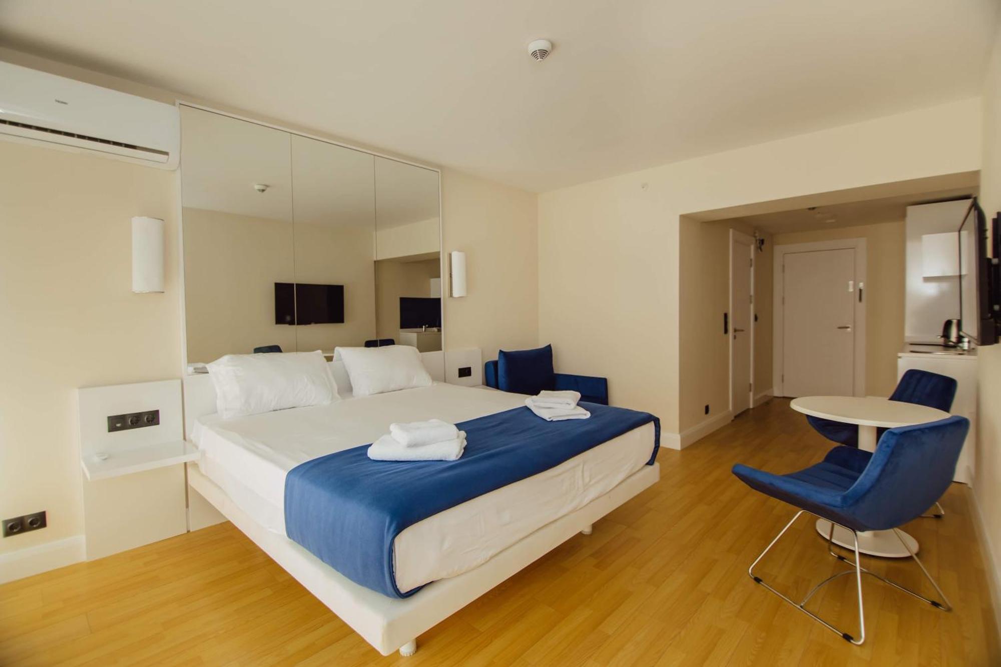 Luxury Beach Front Hotel Batumi Luaran gambar